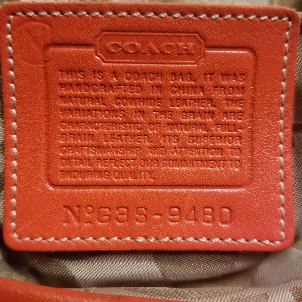 Designer Purse - Picture 4 of 4